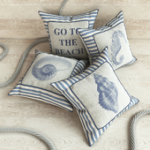 Pillows in marine style