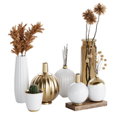 Decorative set with dried flowers