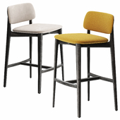 Curve barstool by Poliform